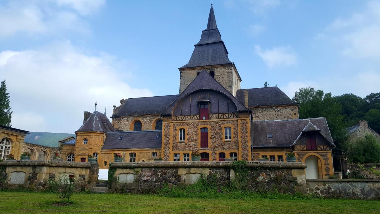Nouzonville Gite Des Trois Vallees מראה חיצוני תמונה
